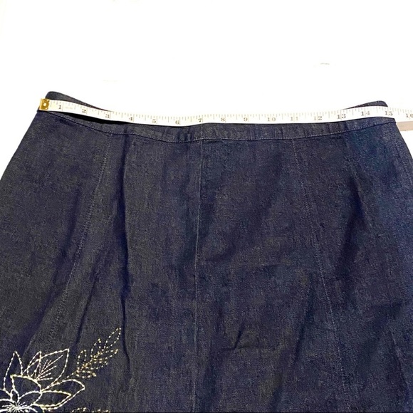 Tribal Embroidered Denim A-line Skirt. - Picture 2 of 5